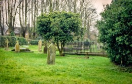 Avebury,-stone-circle,-henge,-megalith,-Neolithic,-UNESCO-World-Heritage-Site,-Wiltshire,-England,-prehistoric-monument,-sarsen-stone,-archaeology,-Stonehenge,-Early-Bronze-Age,-ceremonial-site,-ritual-landscape,-Alexander-Keiller,-National-Trust,-ancient-monument,-archaeological-site,-Neolithic-Britain,-sacred-landscape,-prehistoric-astronomy,-ancient-Britain,-heritage-site,-Kaleidos,-Kaleidos-images,-La-parole-à-limage,-Tarek-Charara
